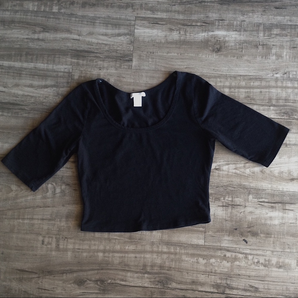 Mid Sleeve Crop Top